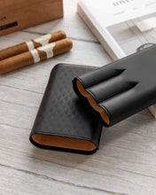 
                      
                        Load image into Gallery viewer, Davidoff Cigar Case Curing
                      
                    