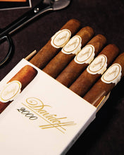
                      
                        이미지를 갤러리 뷰어에 로드 , Davidoff 2000 (Vintage Cuban) (5 Cigars/pack)
                      
                    