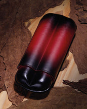 
                      
                        画像をギャラリービューアに読み込む, Elie Bleu Patina Leather Cigar Case (2 Cigars)
                      
                    