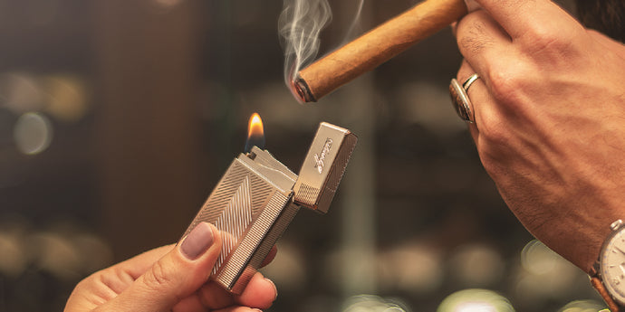 如何点燃雪茄及选择合适的打火机