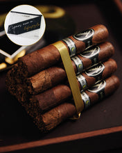 
                      
                        将图片加载到图库查看器，Davidoff Escurio Petit Robusto Cigar Bundle ( Uncut )
                      
                    