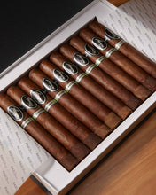 
                      
                        將圖片載入圖庫檢視器 Davidoff Escurio Gran Toro Cigar Bundle (Uncut)
                      
                    
